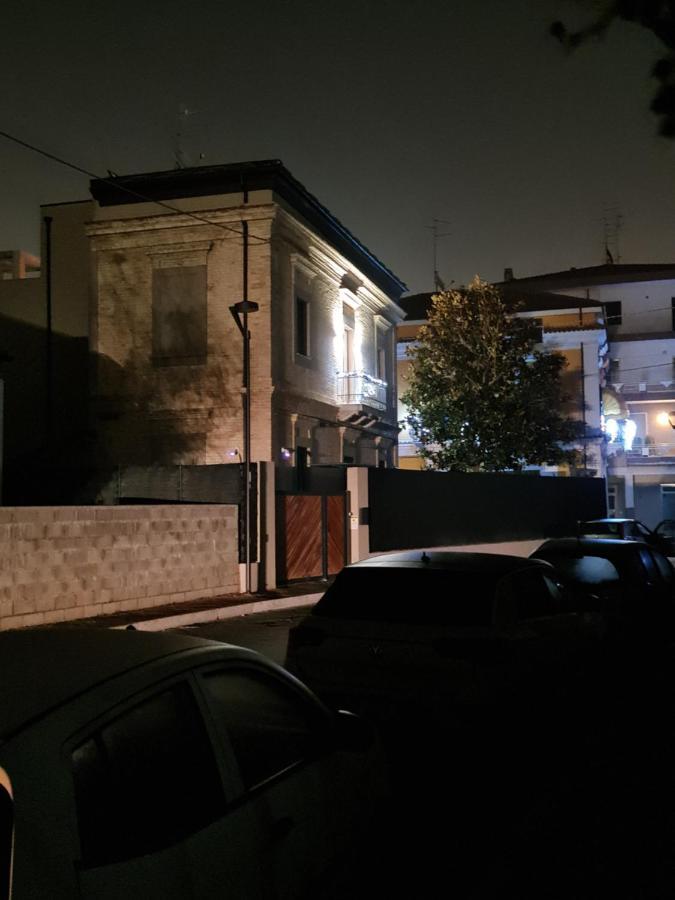 Dimora Dei Cento Apartment Pescara Exterior photo